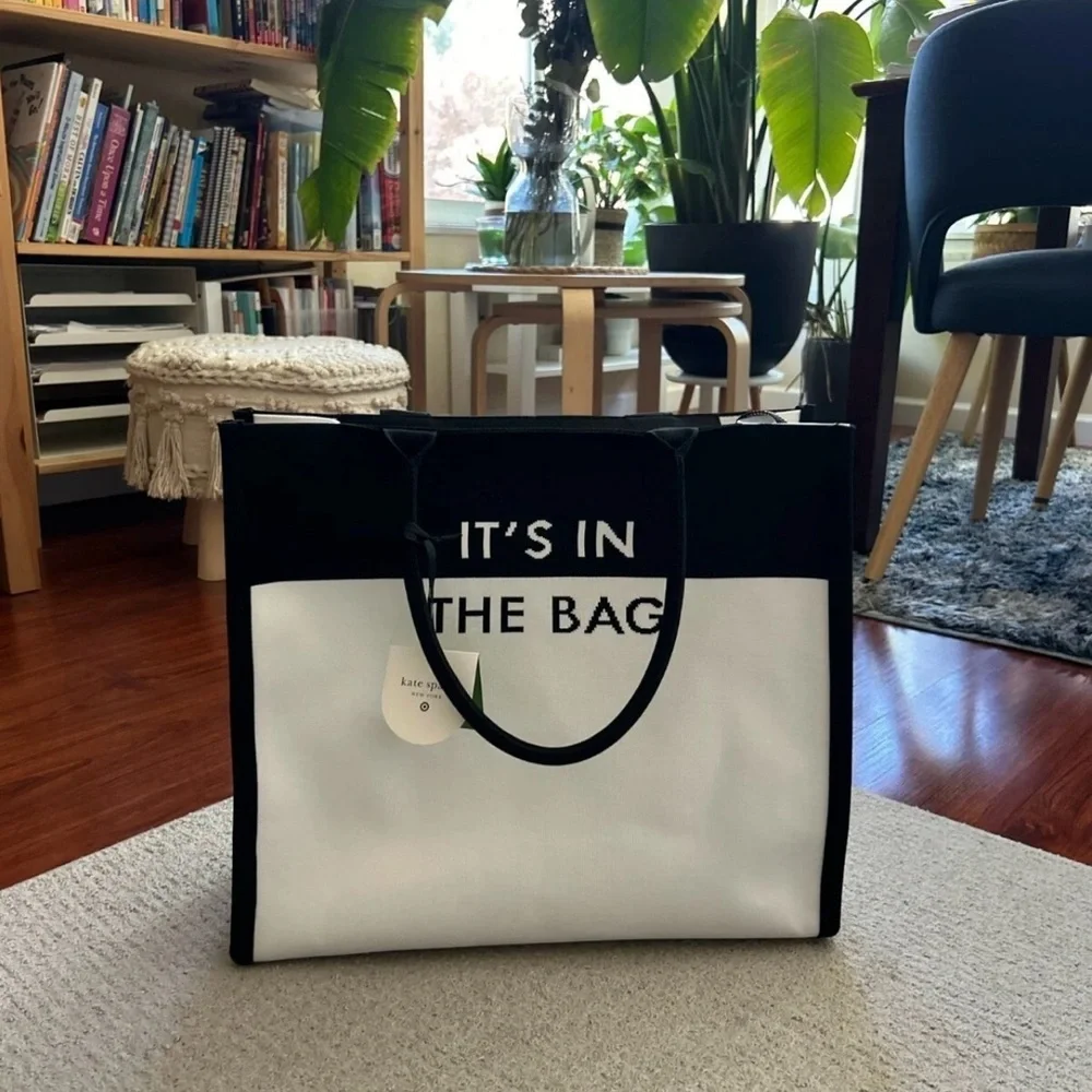 Kate Spade New York x Target Tote IT'S IN THE BAG Color Block White & BLack ❤️❤️ - Picture 1 of 8